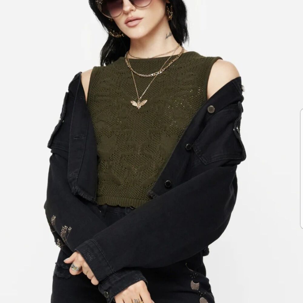 NWT Disturbia Tulip Jacquard Knit Crop Top - Picture 2 of 9
